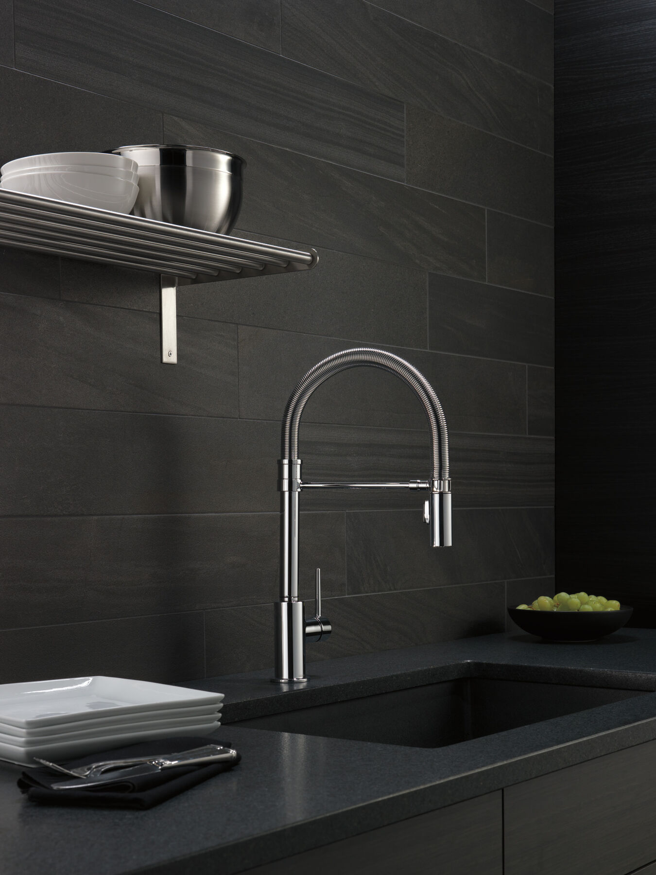 Single Handle Pull-Down Kitchen Faucet With Spring Spout