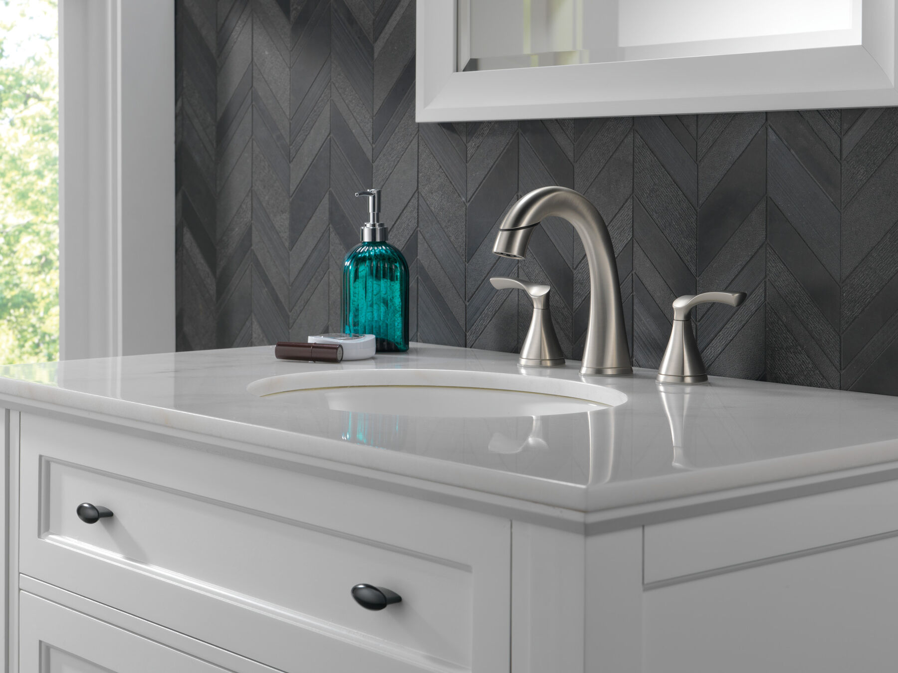 Two Handle Widespread Pull-Down Bathroom Faucet