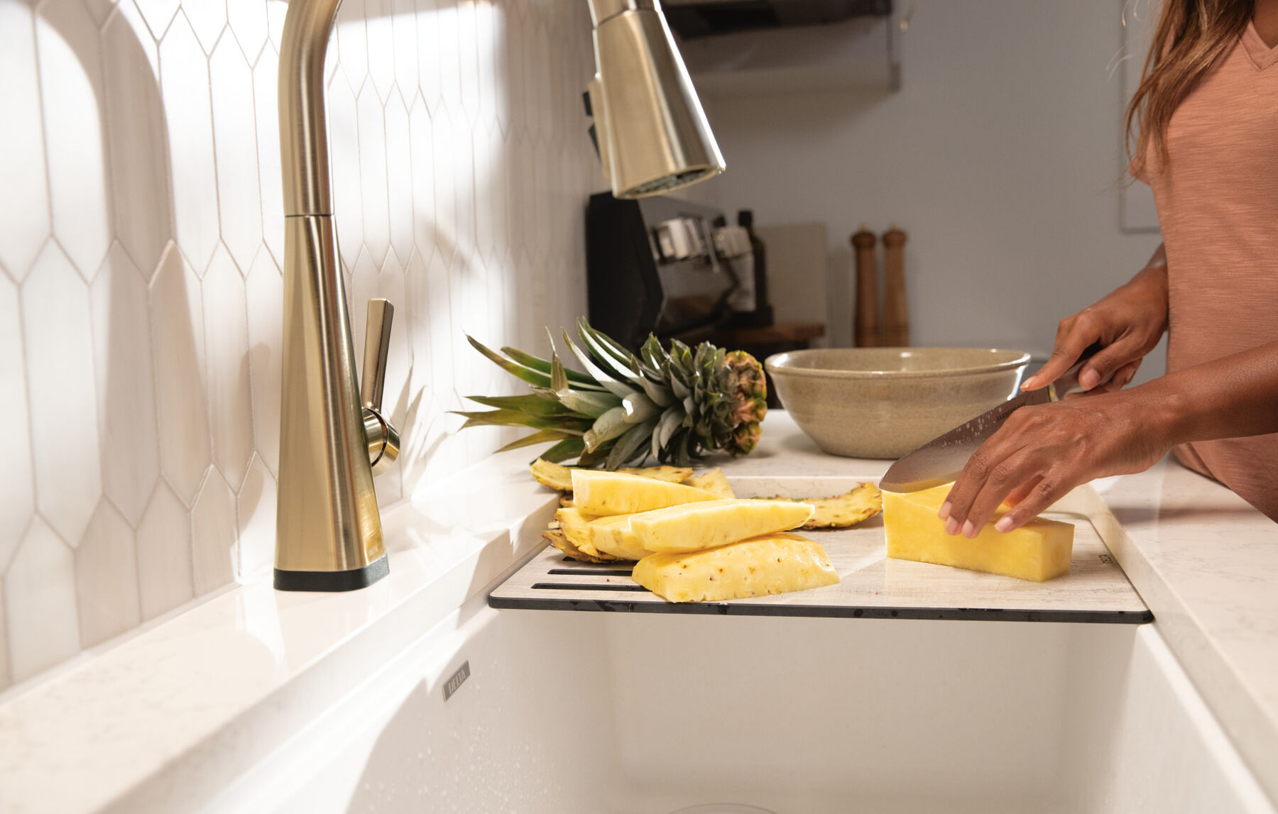 Single-Handle Pull-Down Kitchen Faucet with Touch<sub>2</sub>O&reg; Technology