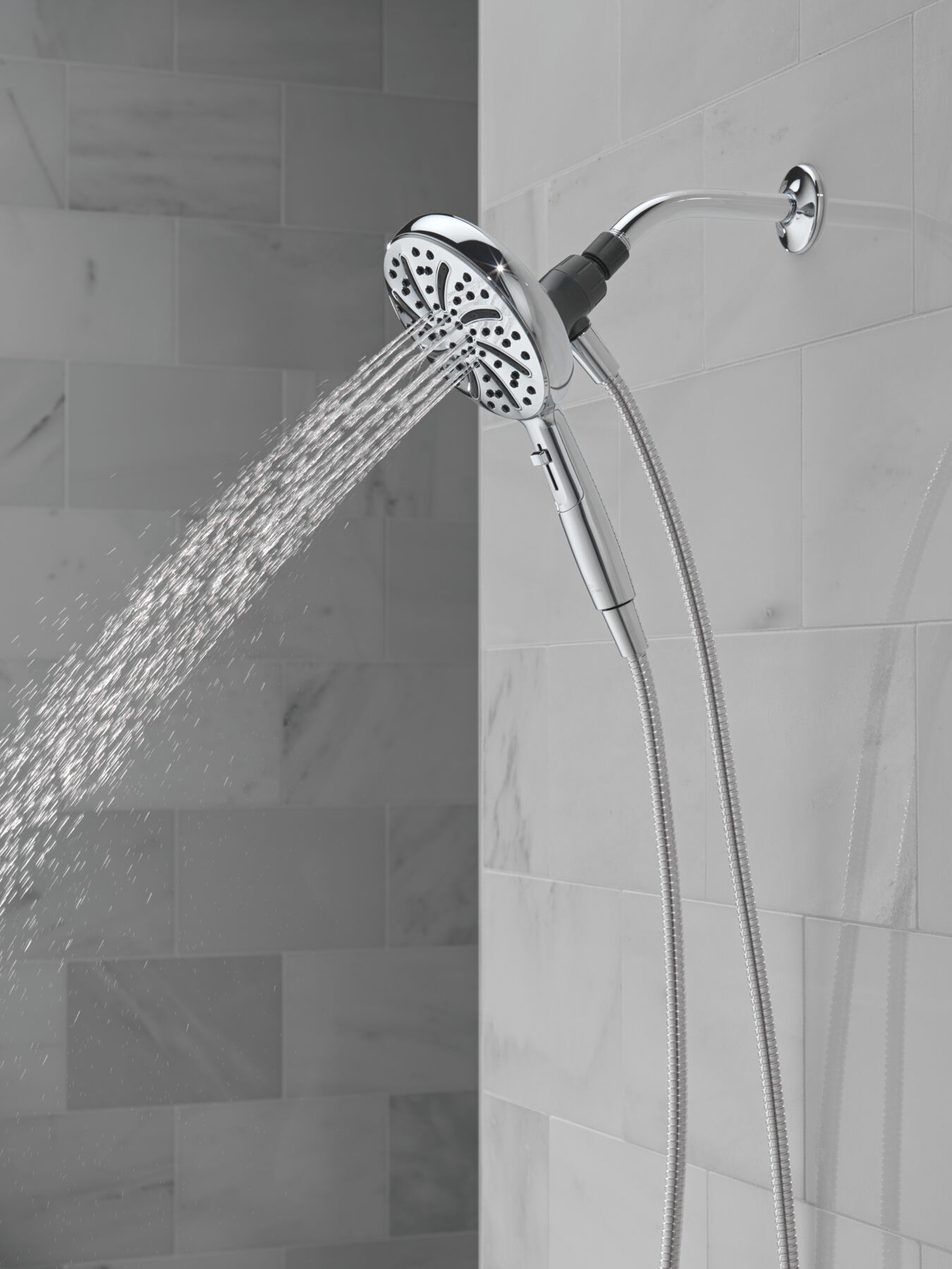 6-Setting SureDock&reg; Magnetic&reg; Hand Shower