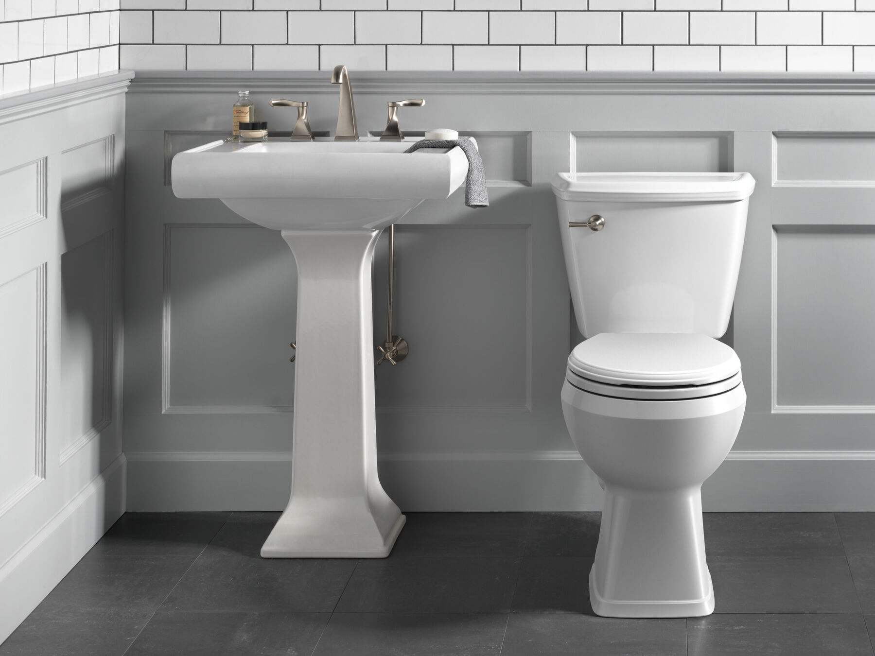 2H WS Lavatory Faucet with EZ Anchor&reg;