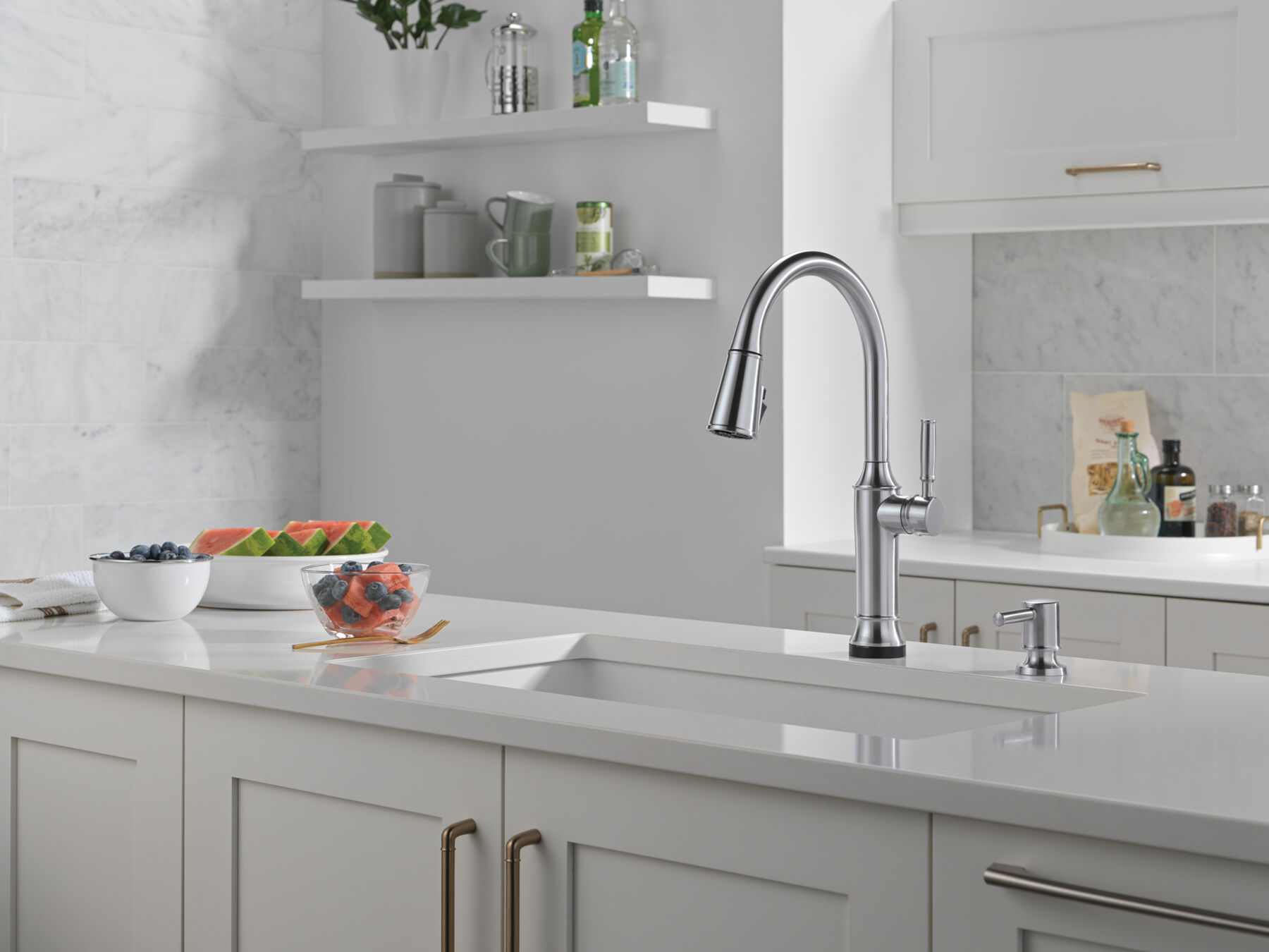 Pull-Down Kitchen Single Handle with Soap Dispenser Bundle