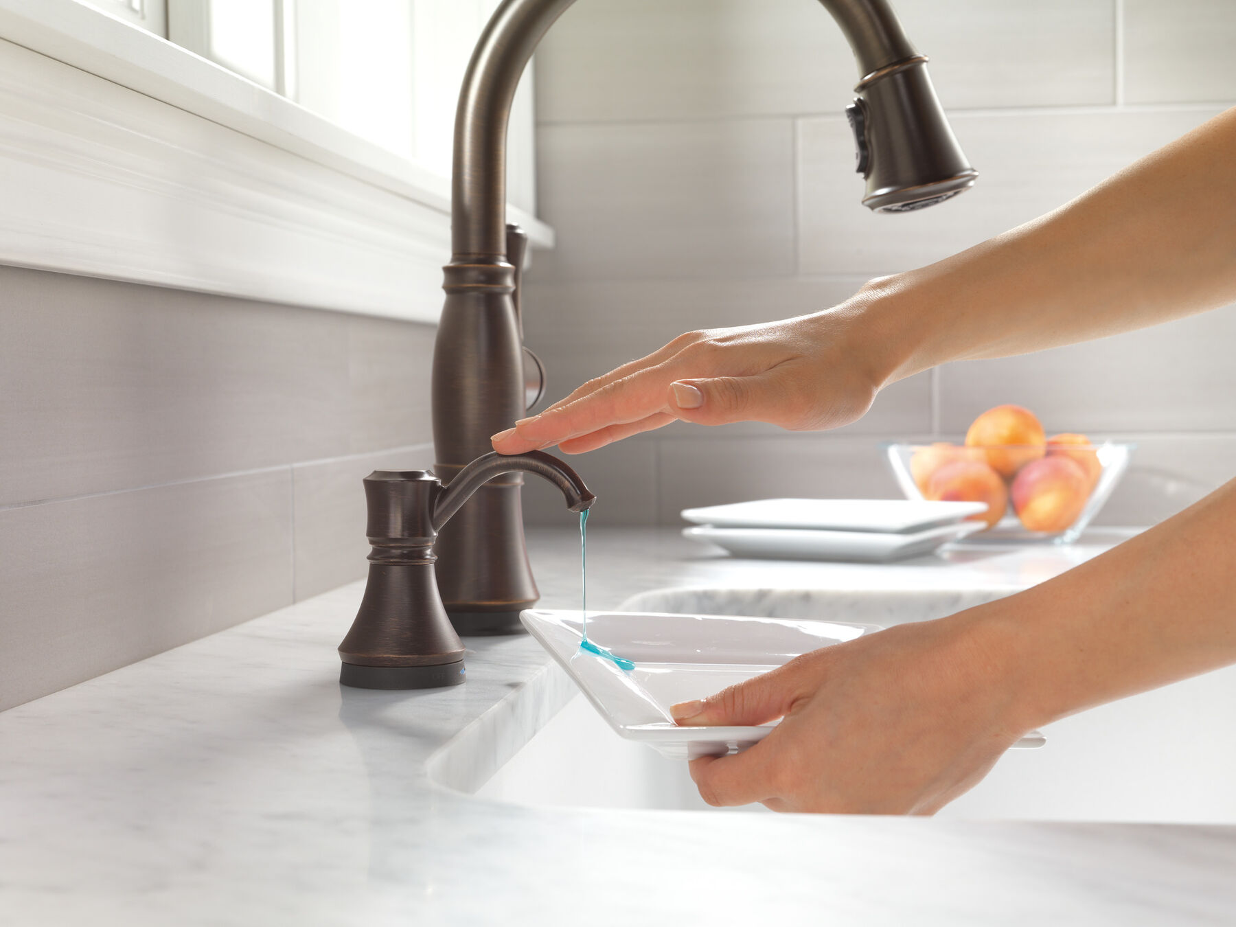 Single Handle Pull-Down Kitchen Faucet with Touch2O&reg; and ShieldSpray&reg; Technologies