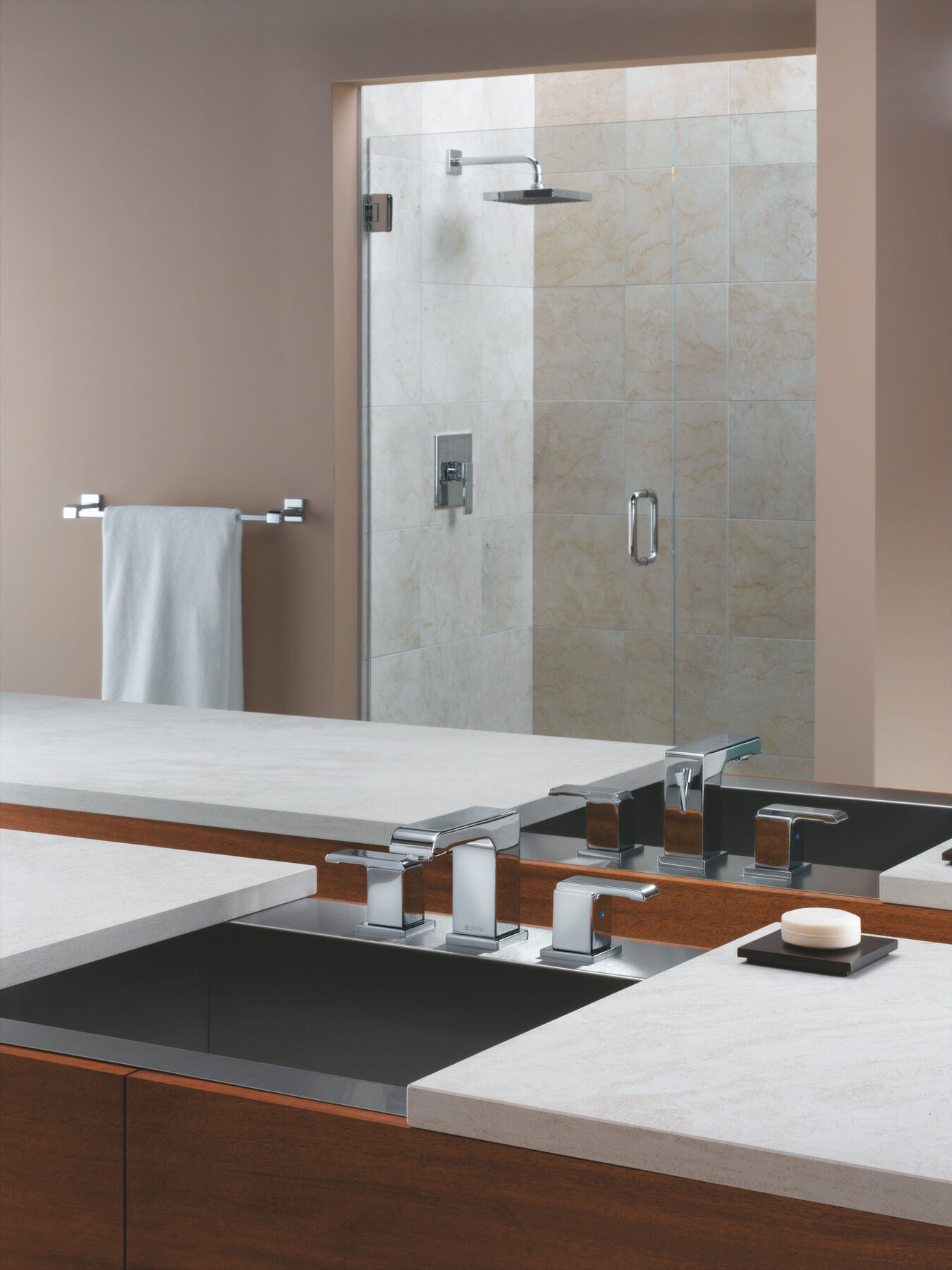 24" Towel Bar