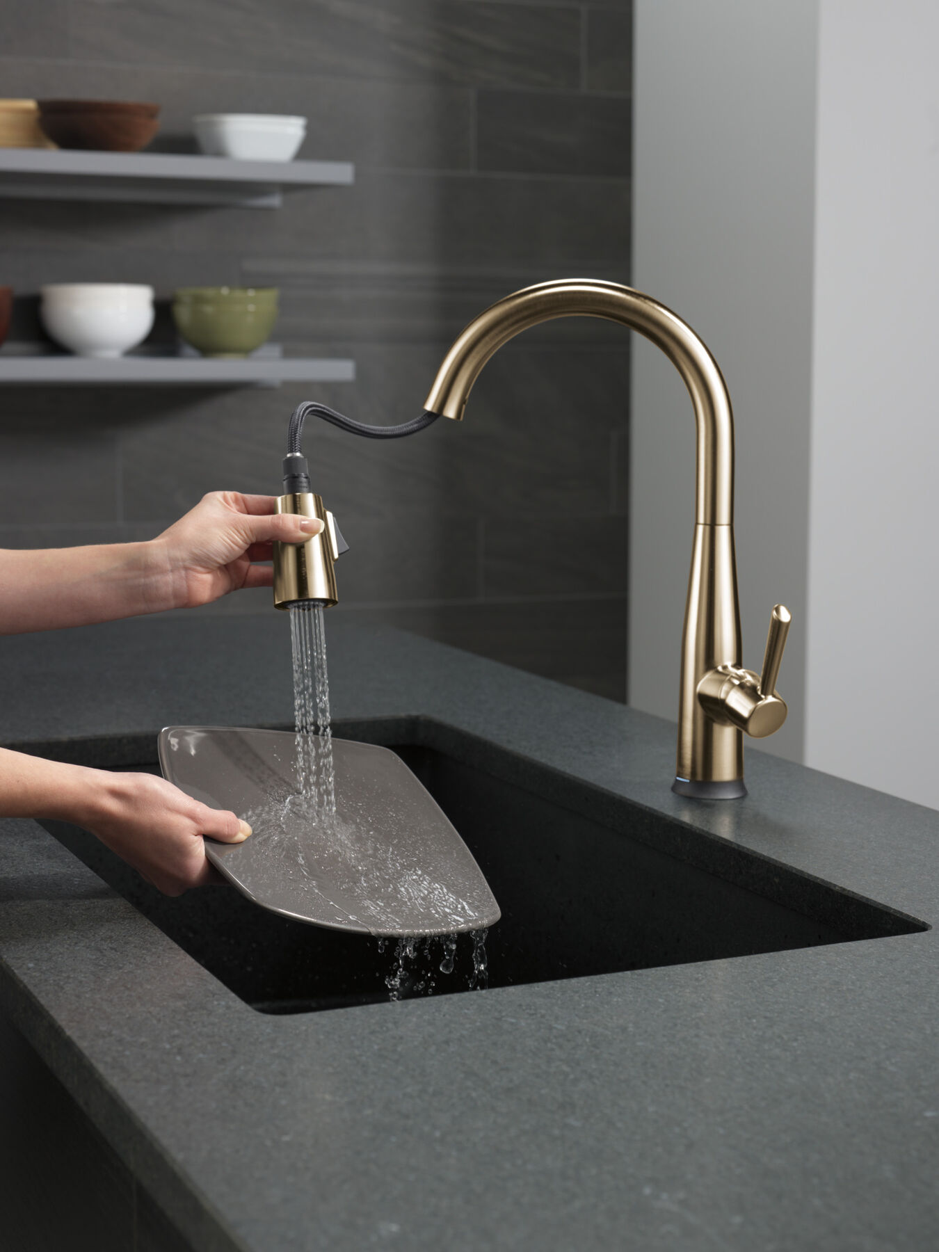 Touch2O Pull-Down Kitchen 1L with Soap Disp Bundle