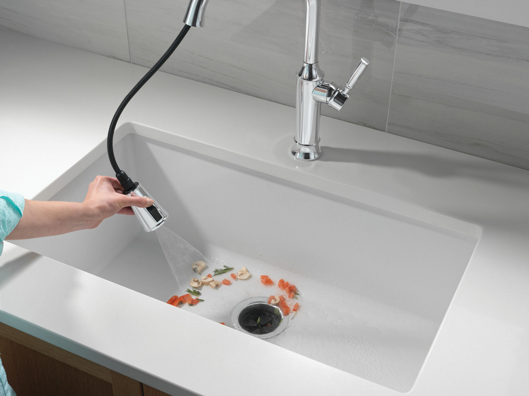 Pull-Down Kitchen Single Handle with Soap Dispenser Bundle