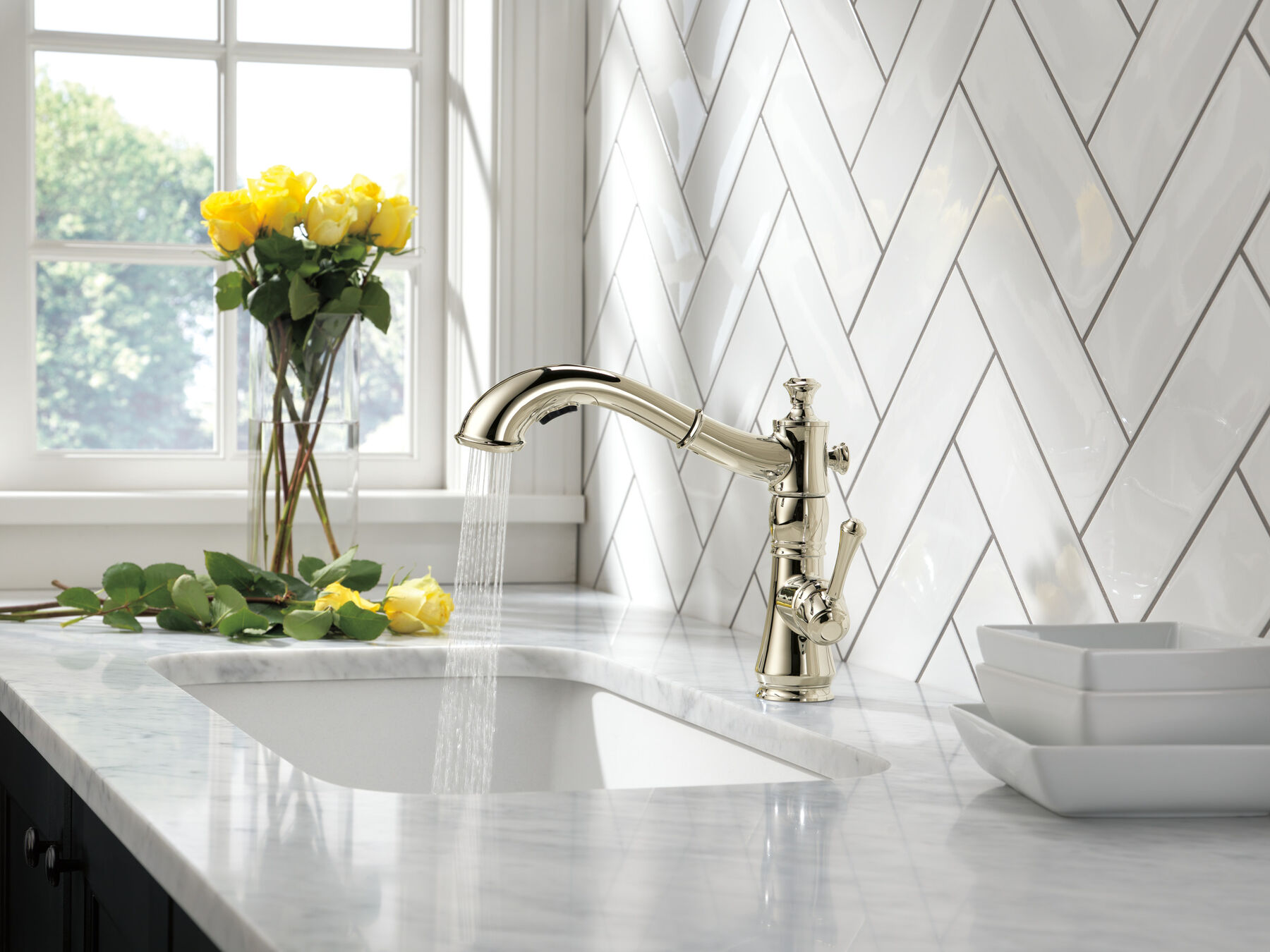 Single Handle Pull-Out Kitchen Faucet