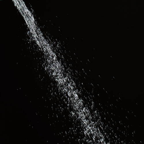 MASSAGING SPRAY