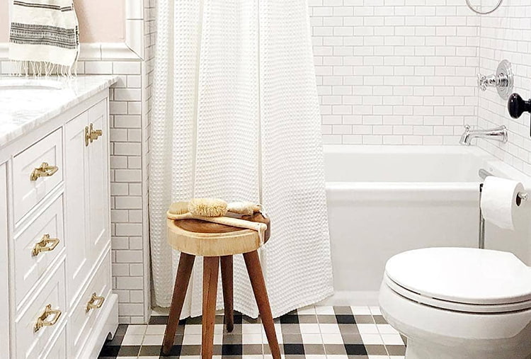Small-bath ideas: Ensure fixtures are properly sized for your space