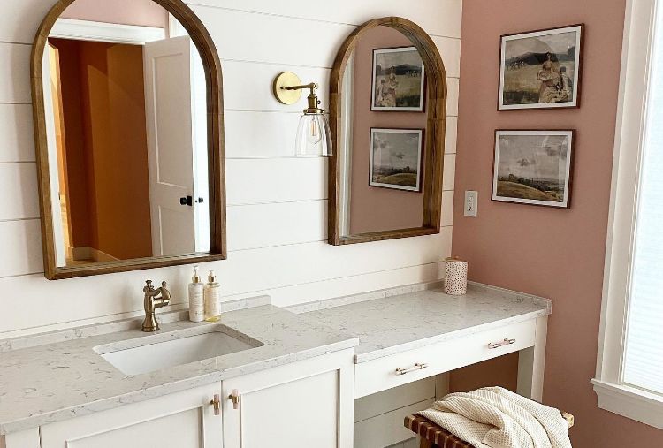 @blackburnfarmhouse's bathroom vanity
