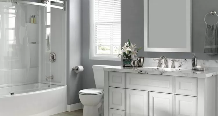 Organized clutter free bathroom