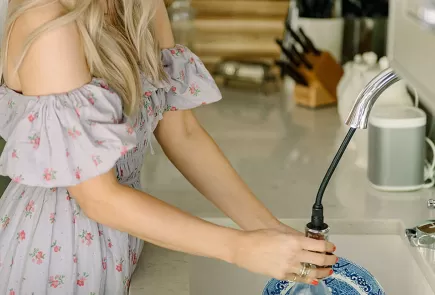The Makerista using Delta faucet